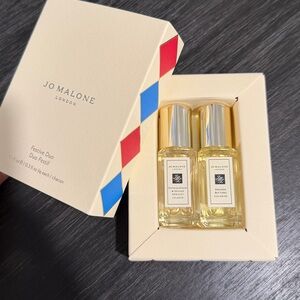 Jo Malone Sandalwood & Spiced Apricot and Orange Bitters Duo Holiday Gift Set